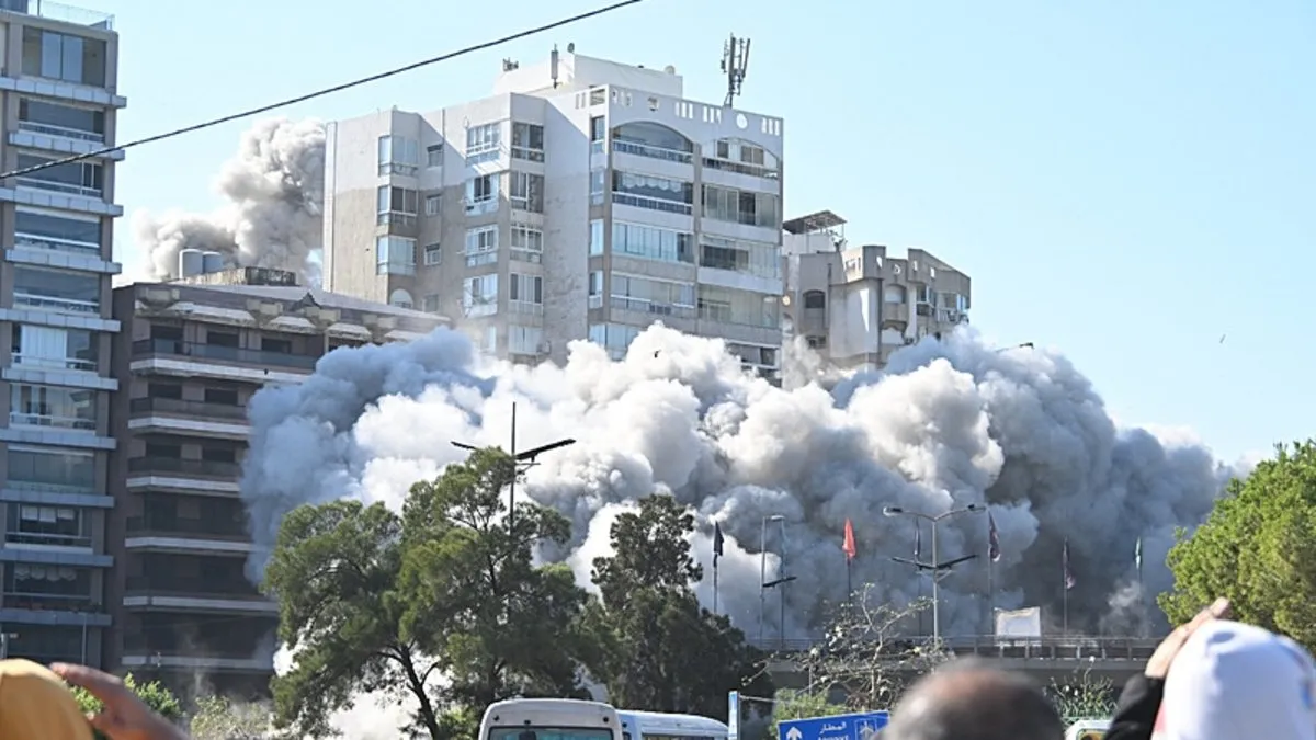 İsrail’den peş peşe saldırılar: Beyrut yakınlarında yolcu uçağında kırmızı alarm!