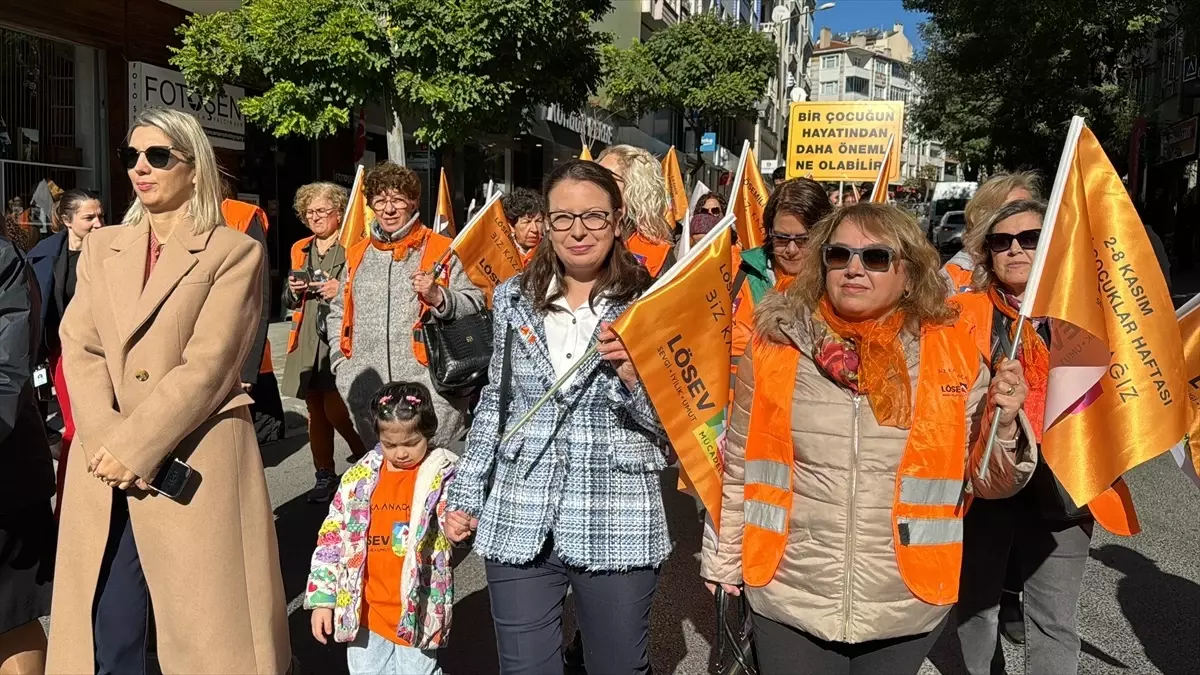 Kırklareli’de Lösemili Çocuklar İçin Kortej